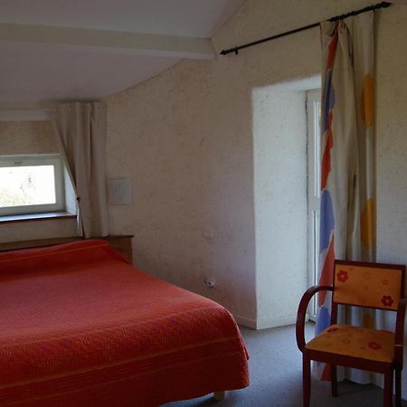 Gites Du Manoir De Goandour โครซง ห้อง รูปภาพ